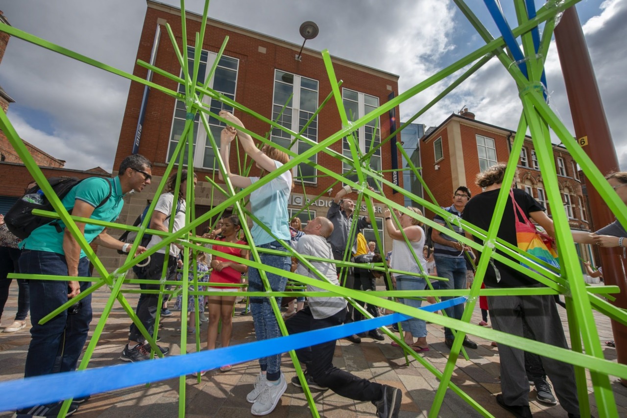 La Pigna di Sanremo polo culturale con una mostra e un’esibizione di teatro
