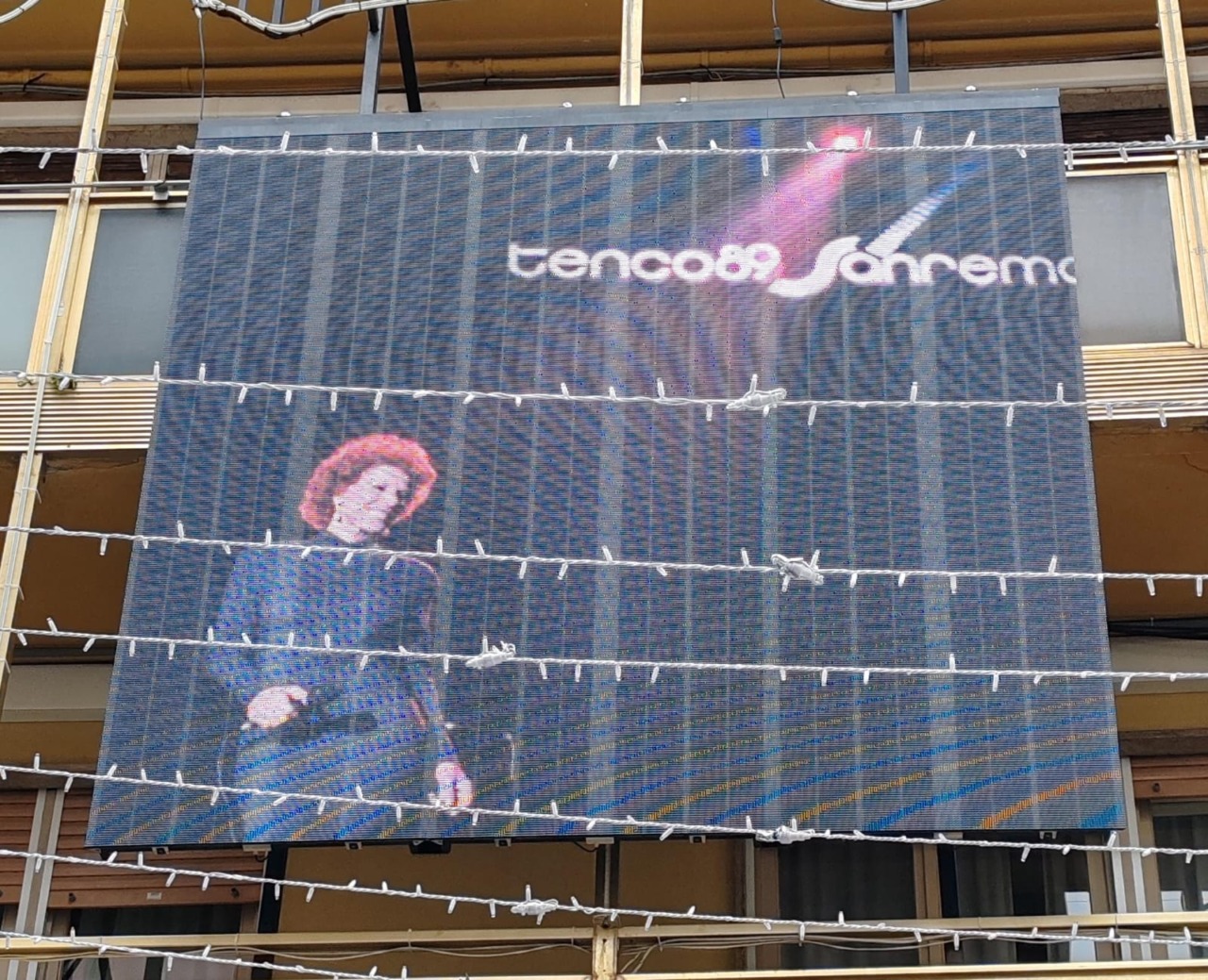 Ariston omaggia Ornella Vanoni con un ledwall