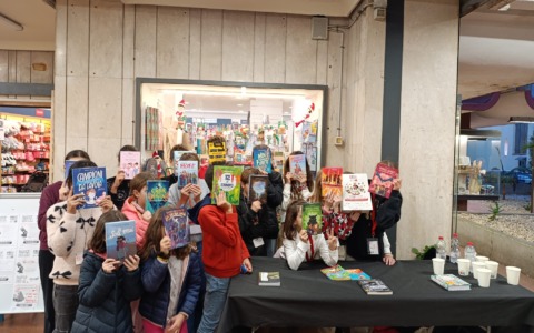Oltre 70 libri donati alla Pastonchi di San Lorenzo al Mare