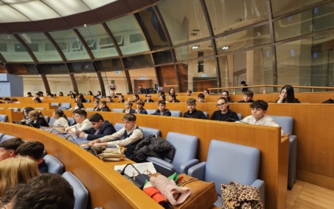 Gli studenti di Ventimiglia premiati come “Ambasciatori di Pace” a Montecitorio