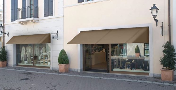 Tende a tariffa “zero”  per i commercianti di Diano Marina