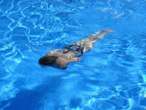La piscina è abusiva, Comune ordina demolizione