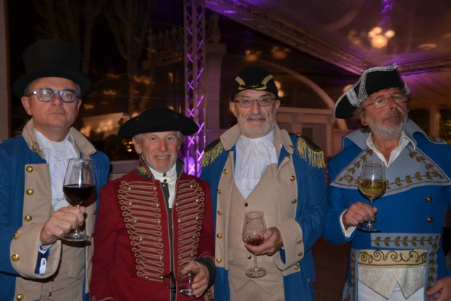 Il Padrino? I Pirati dei Caraibi? Arancia Meccanica e Guerre Stellari a Sanremo? No, sono i velisti a dare spettacolo