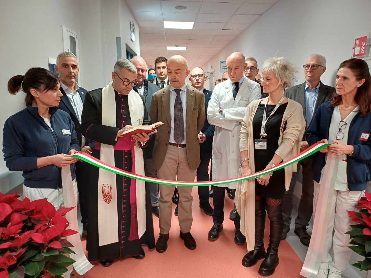 Taglio del nastro per il nuovo reparto di cardiologia del Borea