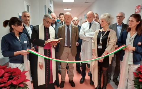 Taglio del nastro per il nuovo reparto di cardiologia del Borea