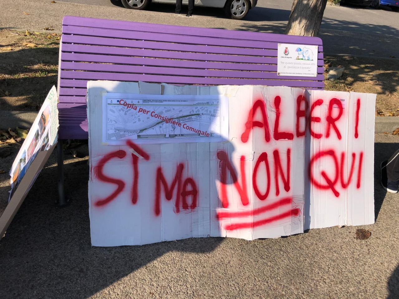 Nessuna risposta al comitato viabilità Lungomare Vespucci. “Siamo cittadini, non sudditi”