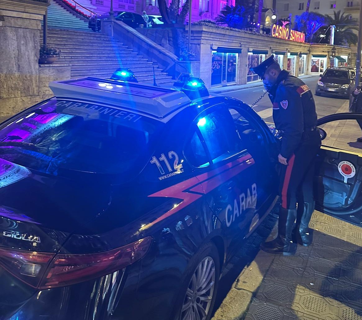 Controlli intensificati dei carabinieri durante il Natale: quattro arresti