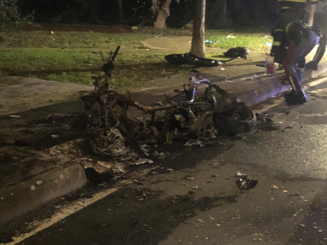 Tragico schianto in scooter: 44enne ferito è in prognosi riservata al Santa Corona