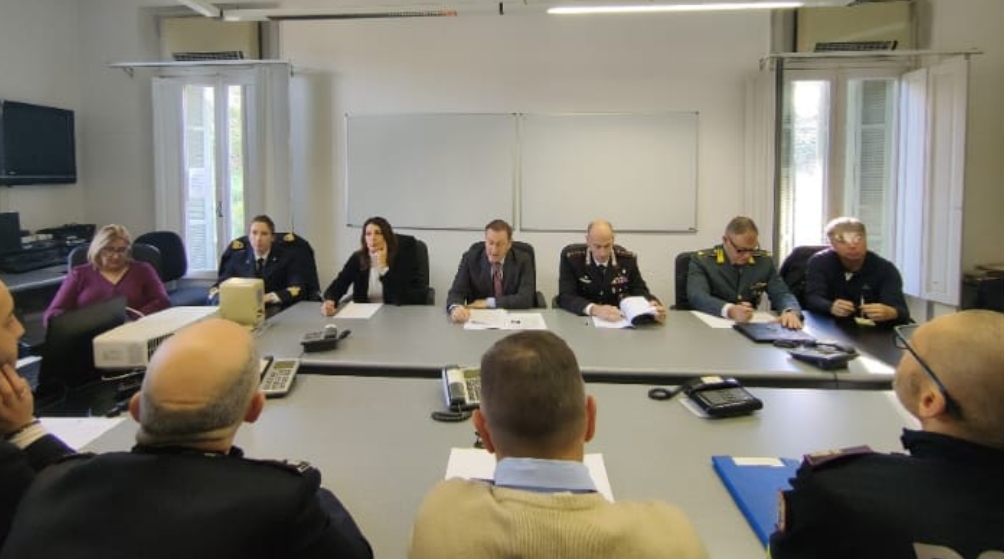 Prefettura, controlli delle forze dell’ordine nel periodo delle Feste di Natale