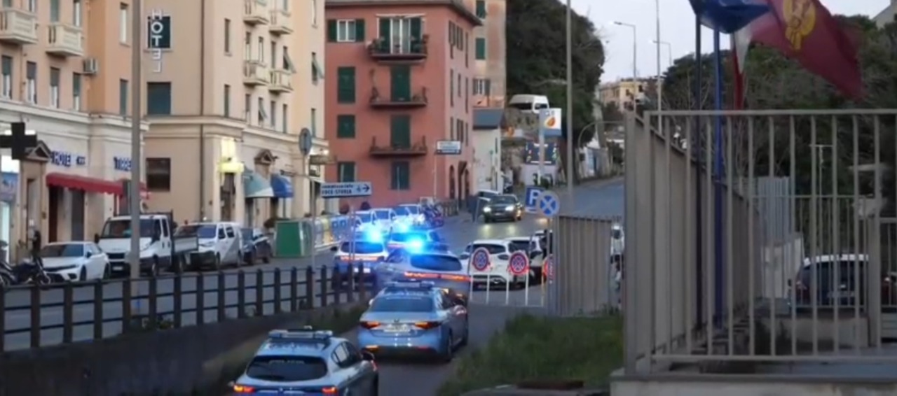 Lega dopo inchiesta terrorismo: “Sinistra prenda le distanze dal suo amico Hannoun”