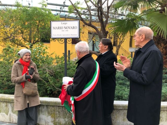 Piazza intitolata a Mario Novaro