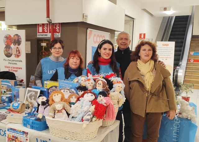 Natale Unicef: Pigotte a Ventimiglia, Ospedaletti, Sanremo, Diano Marina e Cervo