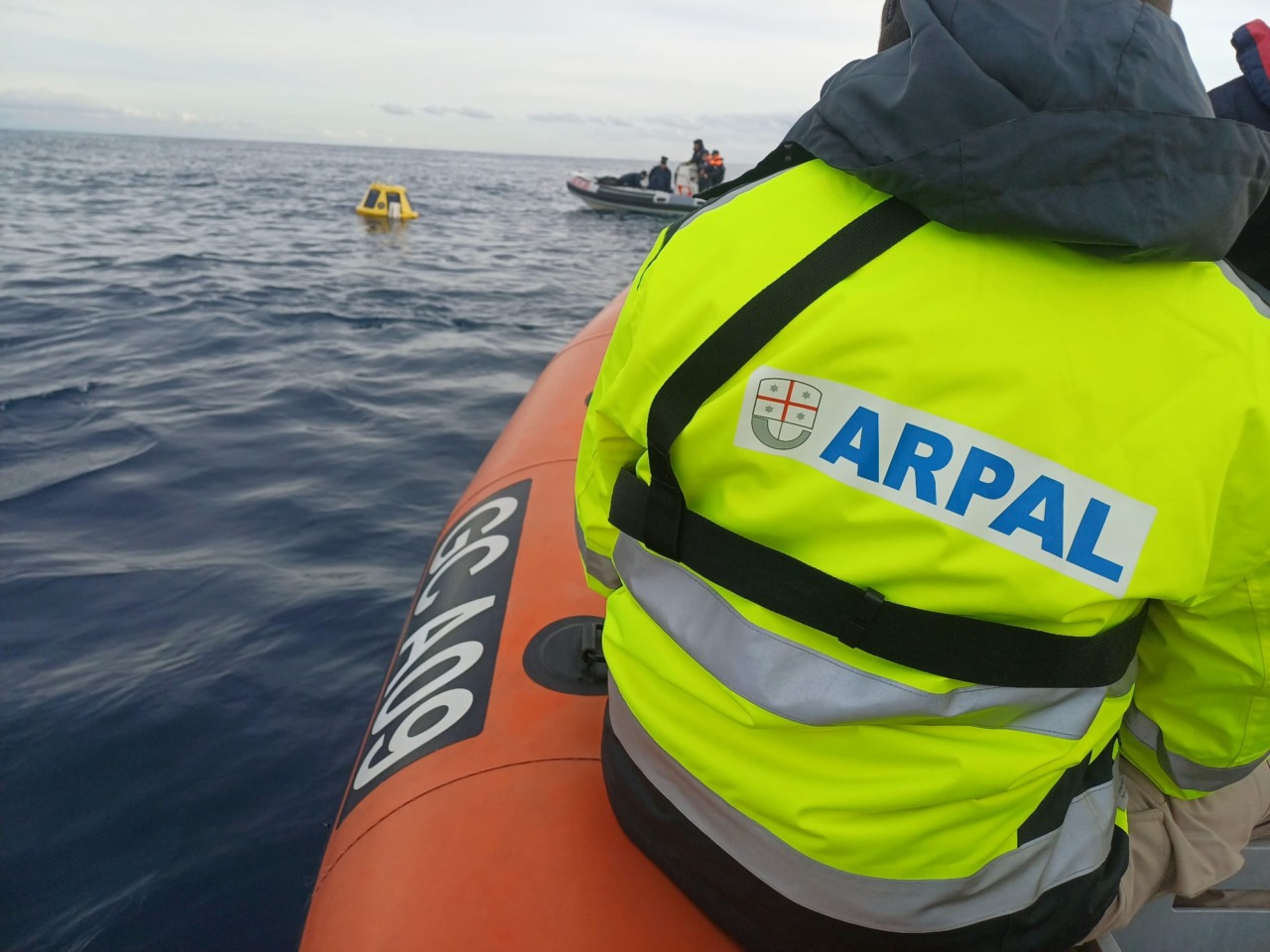 Recuperata la boa di Capo Mele: operazione congiunta Capitaneria–Arpal