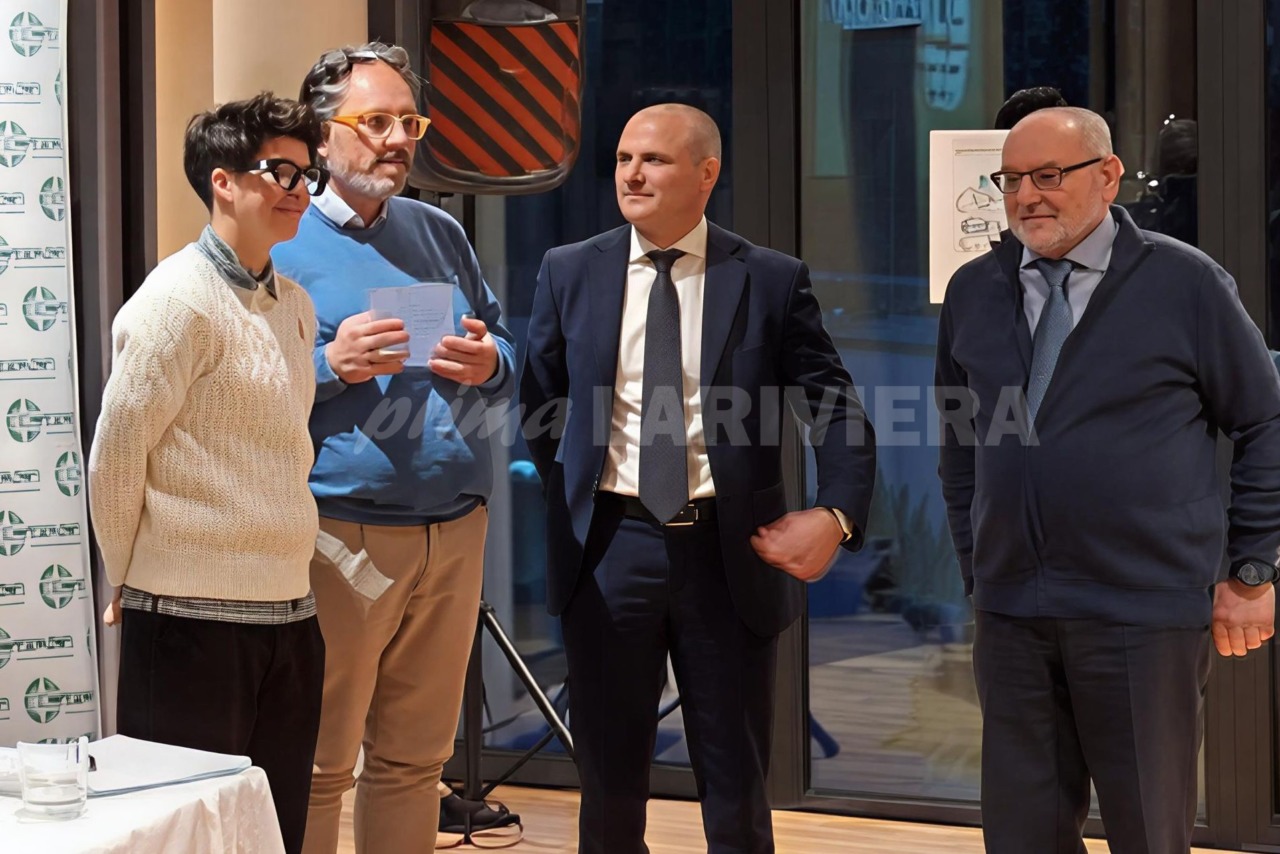 L’atleta Ilaria Sanguineti premiata come simbolo del binomio vincente tra Ciclismo e Turismo