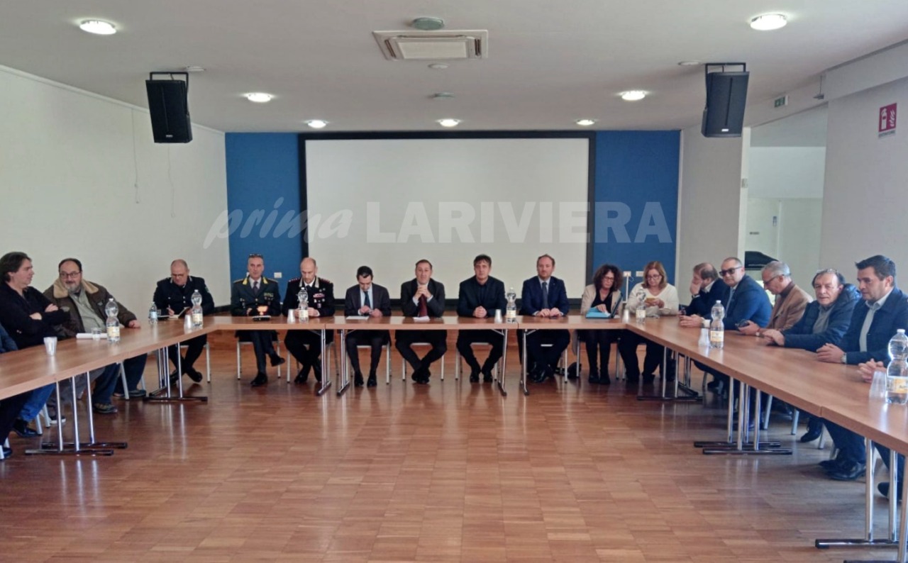Emergenza furti: a Camporosso il Comitato per l’ordine e la sicurezza pubblica. Video
