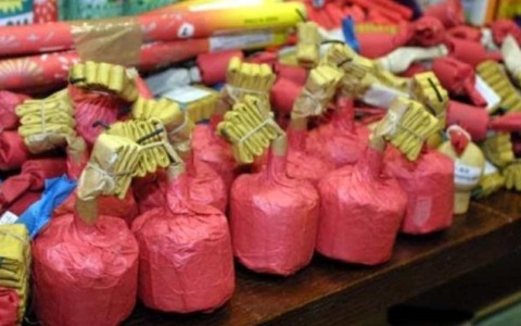 San Bartolomeo vieta i botti di Capodanno