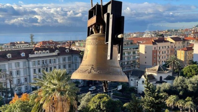 Pro Life in difesa del vescovo: “La chiesa non è mai entrata nelle mutande di nessuno”