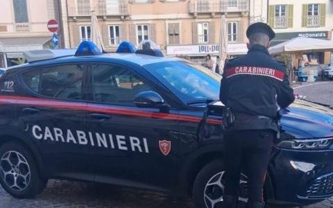 Tre persone fermate per spaccio e  un ubriaco fermato dopo aver danneggiato 5 scooter in centro a Sanremo