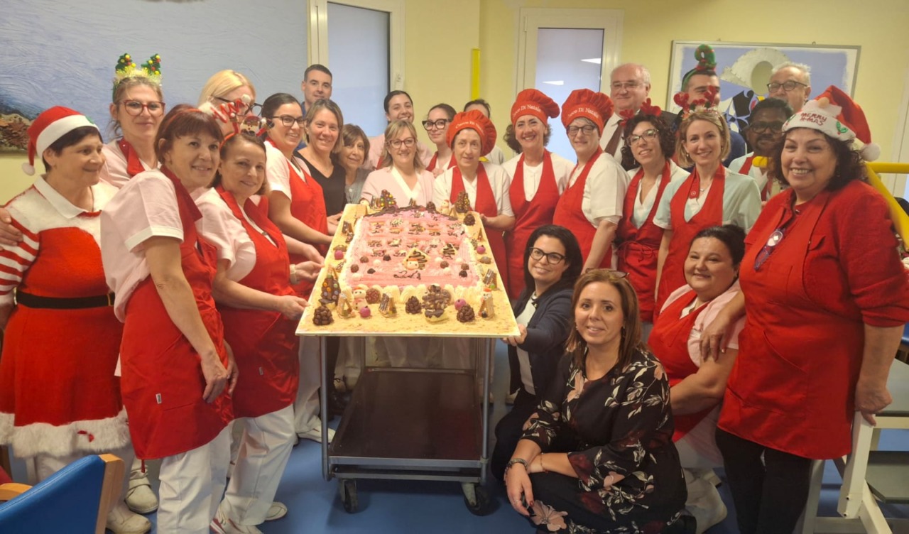 Il vescovo Suetta ha celebrato la messa in preparazione del Natale nella rsa Casa Rachele