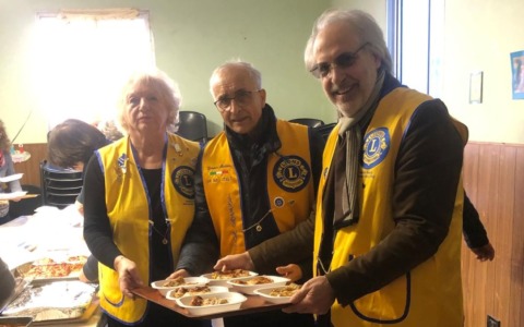 Grande successo per il Lions Club Sanremo Host: oltre 130 persone servite a pranzo