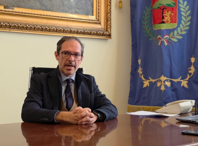 L’ultimo messaggio di Ingenito dopo la firma dei consiglieri: “Se si fossero attesi i 20 giorni non si sarebbero perse importanti opportunità per la città””