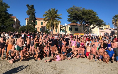 Una settantina di temerari anche a Diano Marina per il Cimento che torna dopo 13 anni