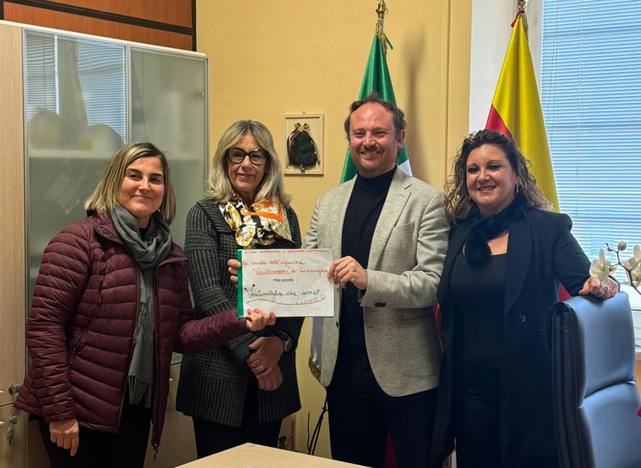 Consegnate le lettere dei bambini all’amministrazione di Ventimiglia