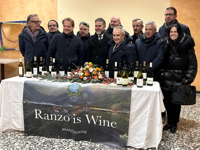 Ranzo Is Wine, il modello di comunità che cresce: presentate le nuove etichette 2025
