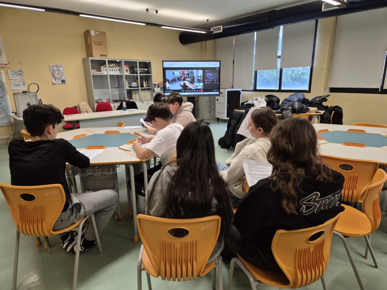 Scambi oltre frontiera: la 1B del Montale di Bordighera alla conquista del mondo (virtuale)