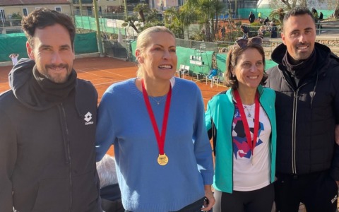 Torneo Master Sanremo: oggi la finale over 70 tra l’ex vice ministro Marta Dassu e Loreta Tius