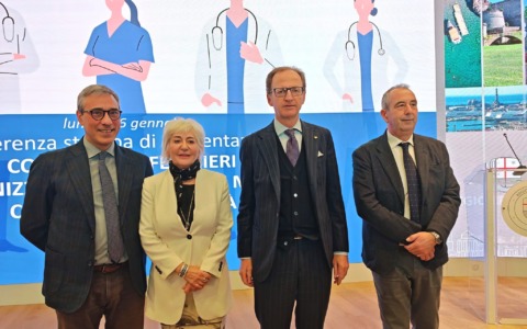 Avviso pubblico per potenziare le Case di Comunità