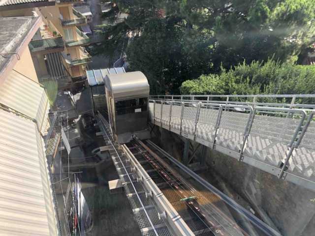 Manutenzione agli ascensori inclinati. Parte il servizio navetta