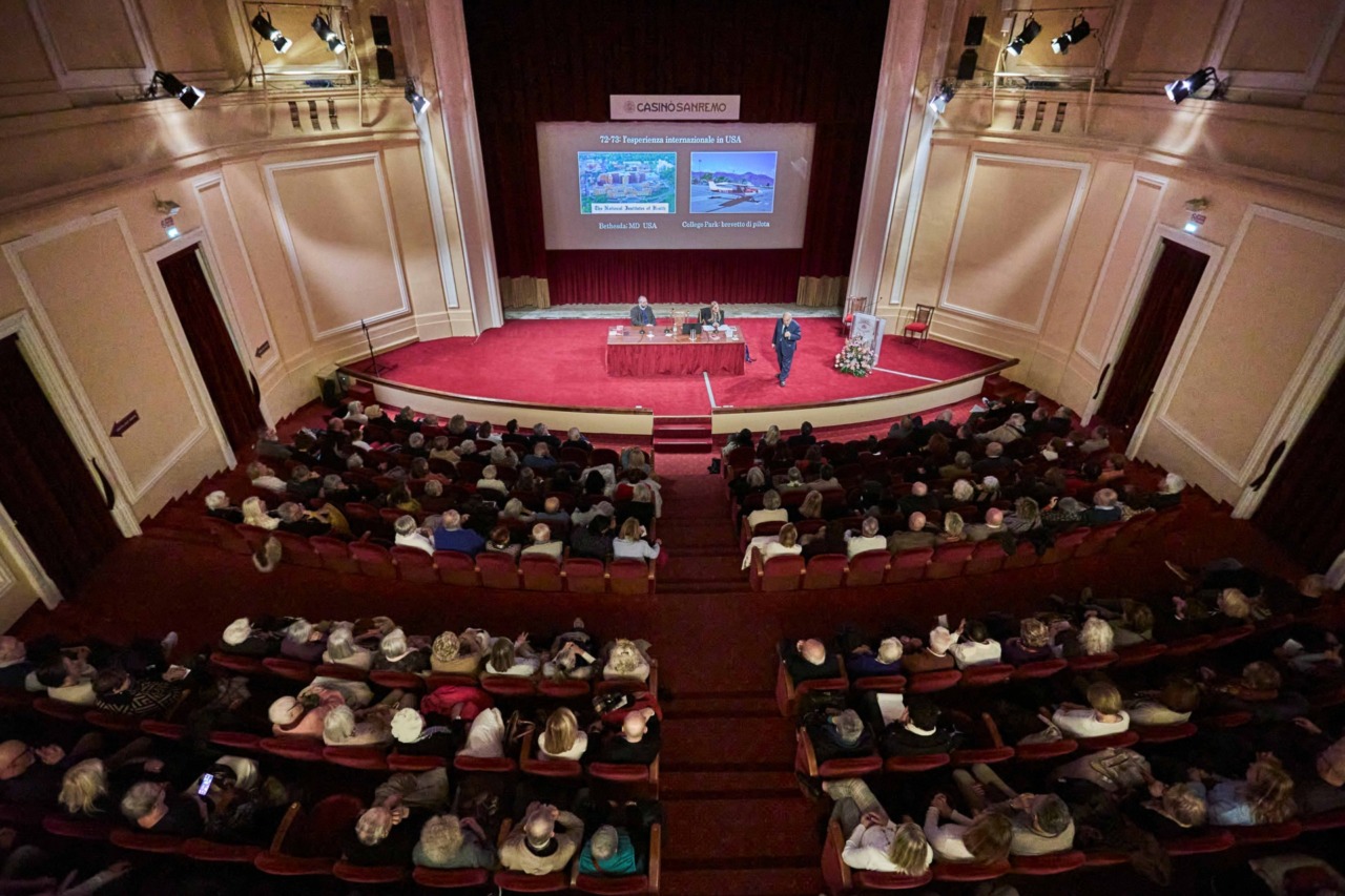 Teatro gremito per Franco Malerba ai Martedì Letterari