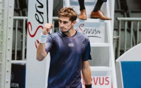 Comincia male il 2026 di Matteo Arnaldi. Il campione di Sanremo si ritira a Brisbane