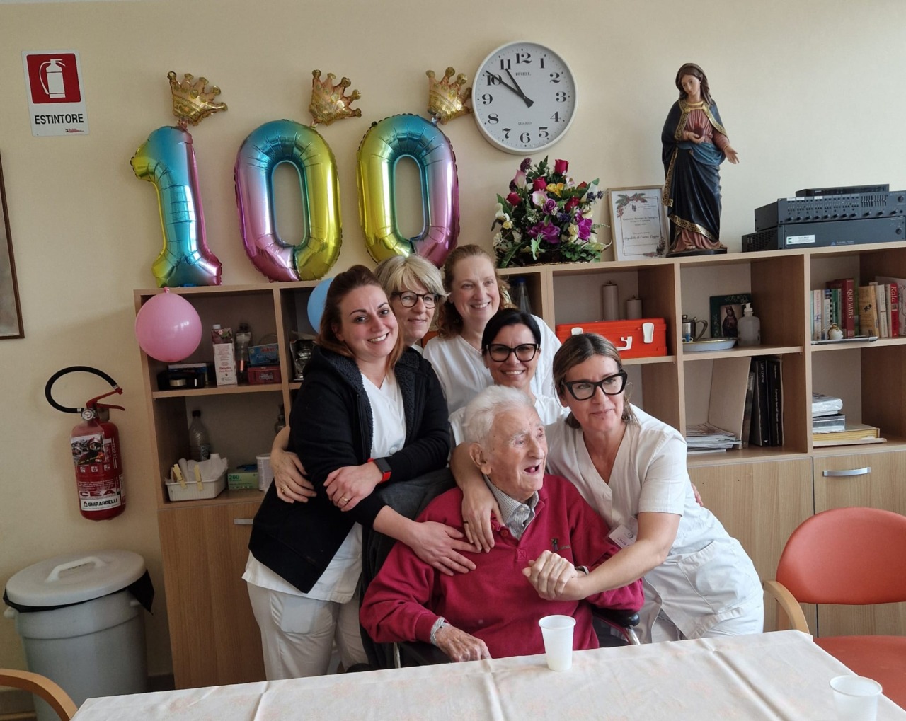 Taggia: festa all’RSA Ospedale di Carità per i 100 anni di Giovanni Brucoli