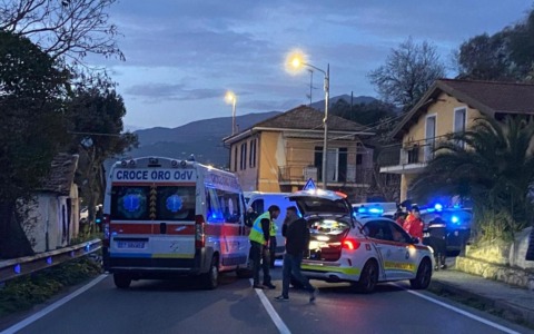 Tragico incidente sulla statale 28, la vittima è il 18enne Gabriele Capone
