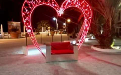 Il “paese degli innamorati” si veste a festa per San Valentino