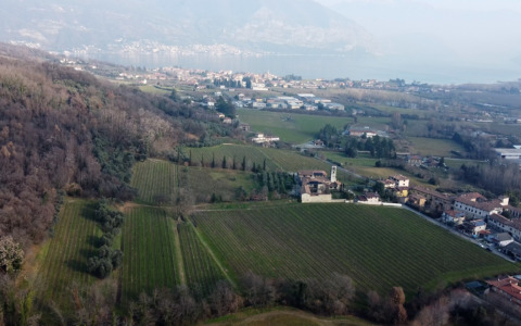 Alla scoperta della Franciacorta con “Dentro e Fuori dal Comune”
