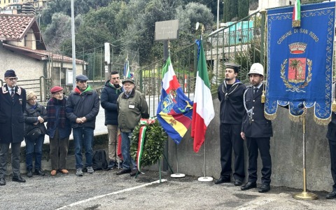 Sanremo si raccoglie nel Giorno del Ricordo: “Finché ricordiamo, nessuno sarà dimenticato”