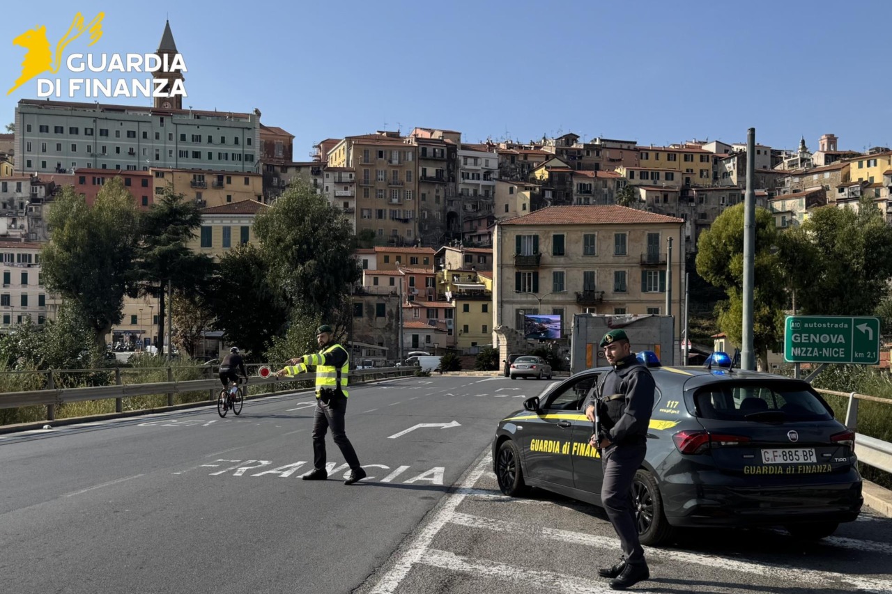 Mafia: Guardia di Finanza sottopone a cautela immobile e sequestra disponibilità finanziarie