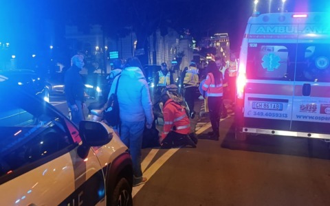 Cade in scooter, giovane finisce in ospedale
