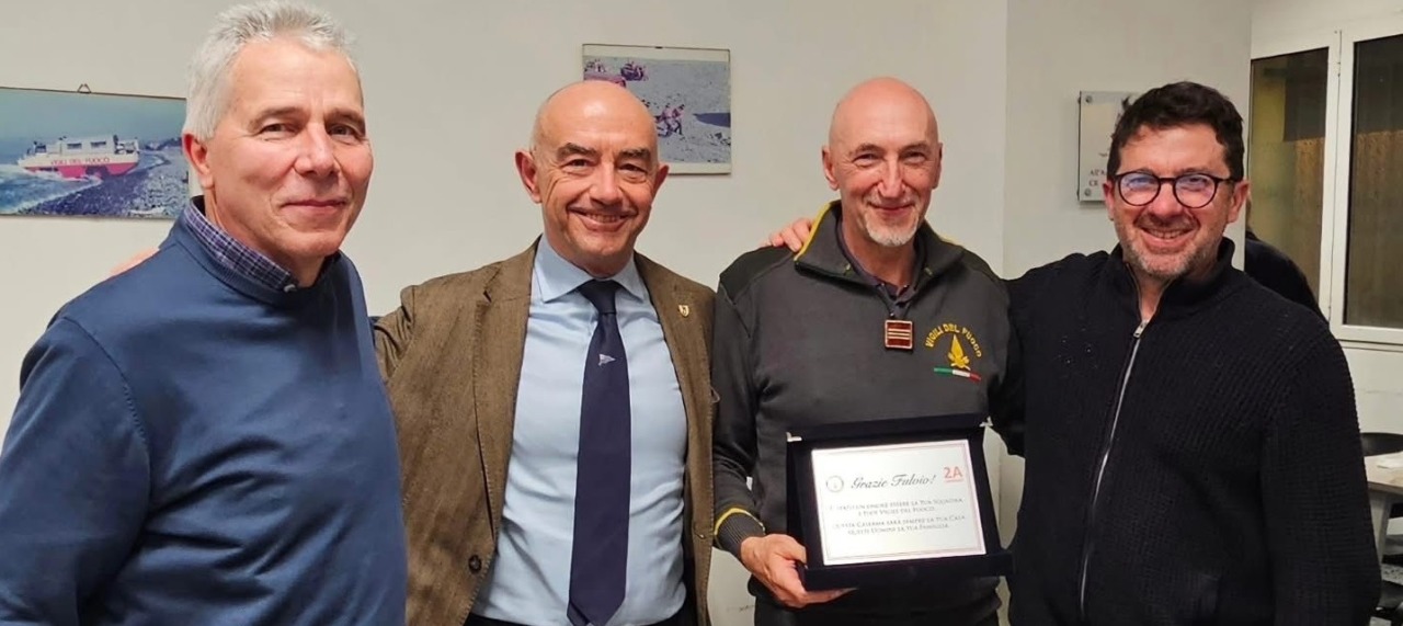 Dopo 37 anni va in pensione il vigile del fuoco Fulvio Brezzo