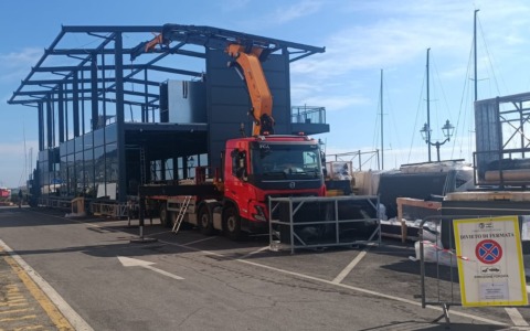 Sanremo 2026, Radio Kiss Kiss torna al Porto Vecchio