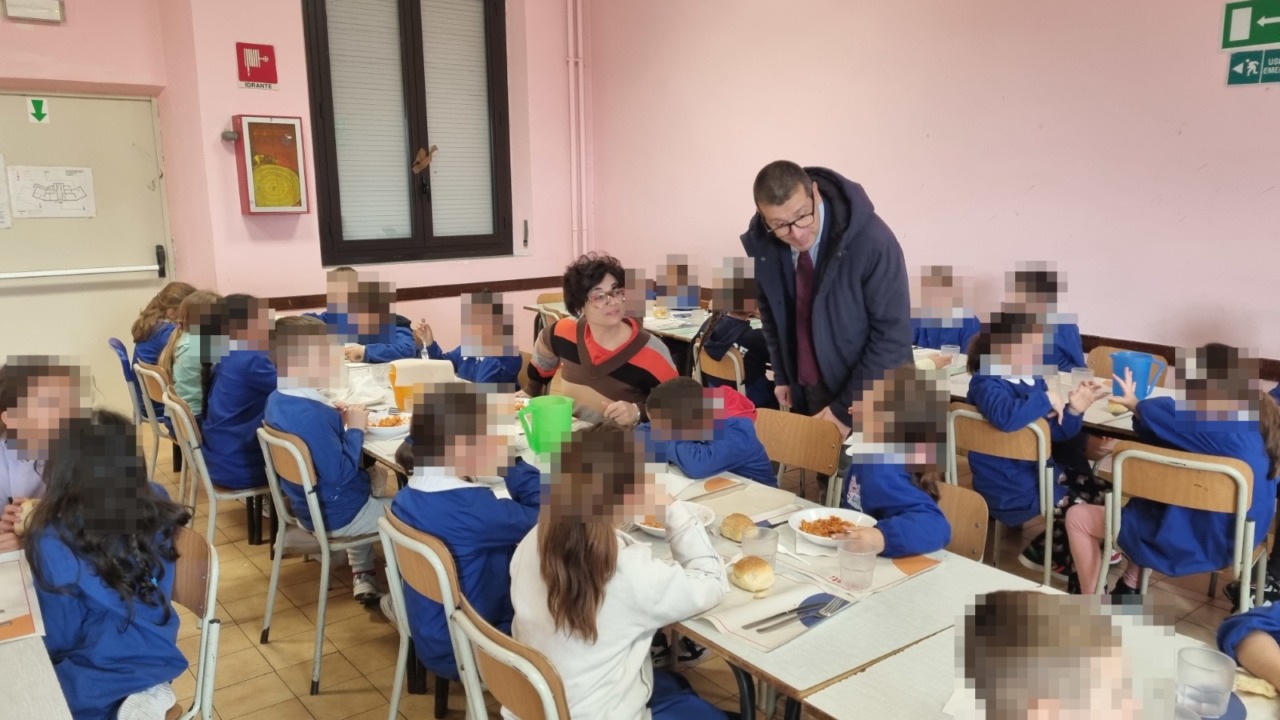 Vicesindaco Fellegara in visita alle scuole Alighieri e Nobel