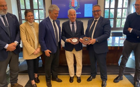 Siglato il gemellaggio tra gli Yacht Club di Imperia e Napoli