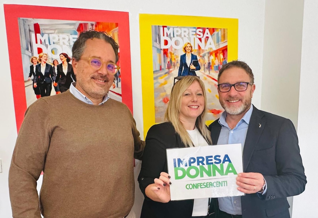 Taglio del nastro per la nuova sede di Impresa Donna di Confesercenti