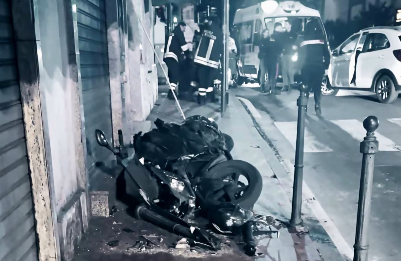 Schianto auto e moto a Ventimiglia, un ferito grave
