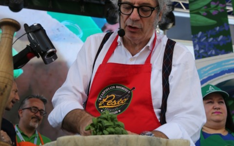 Sabato 21 marzo Aromatica e Diano Marina a Genova per il Pesto Chamhionsip