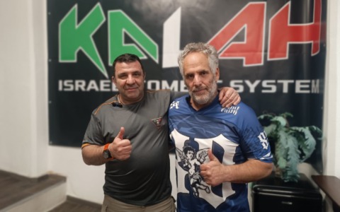 L’ex militare israeliano Abolnik in un workshop di difesa personale