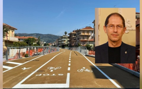 Segnaletica sbagliata sulla ciclabile, Za Garibaldi: Un banale errore che verrà corretto a breve